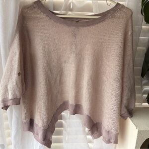M Made in Italy ~Light Pink Knit Split Back Short Sleeve OS Sweater. 🌸